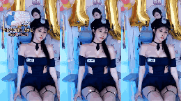 모노키니 경찰 제복 입은 세경좌...가터벨트 다리 꼰 야벅지