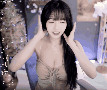 머리 묶으며 페로몬 내뿜는 베이지색 란제리탑 수련수련