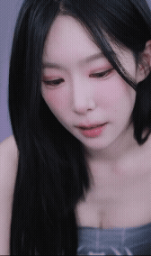 회색 스파이더맨 슈트 장착한 기래민 슬렌더 몸매