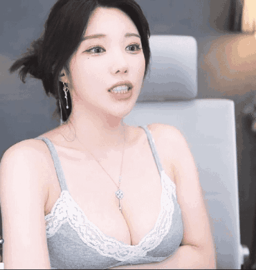 회색 레이스 끈슬립 입고 밑슴 뭉클하게 올리는 지삐