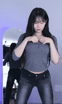 미드 시원하게 오픈하고 스쿼트 하는 여캠 오늘은다나