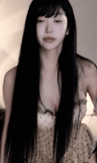 하니니 노란 땡땡이 캐미솔 알가슴골 엉덩이 돌리기